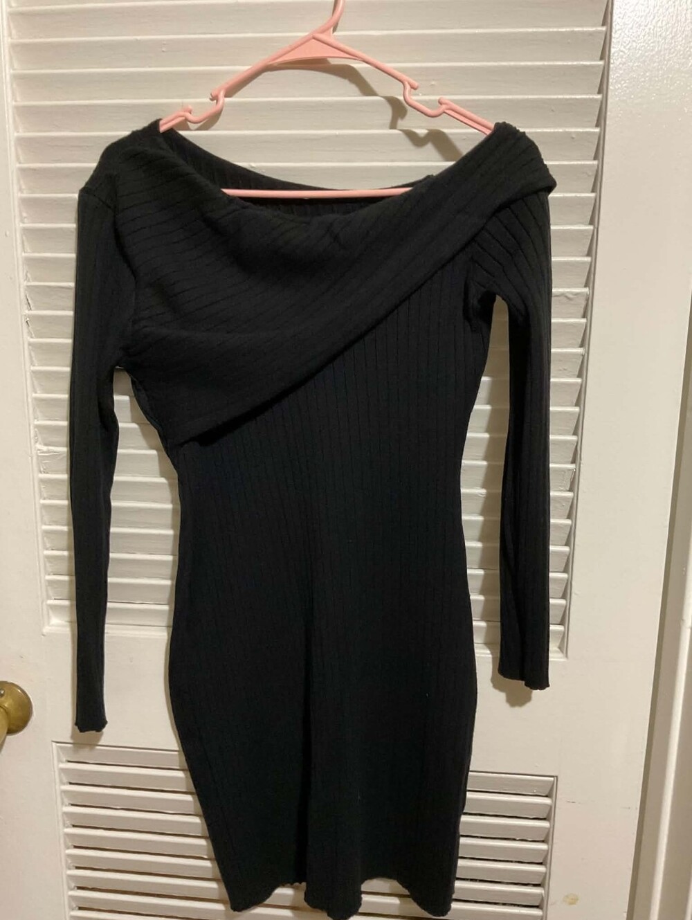 Black Off-Shoulder Ribbed Long-Sleeve Dress